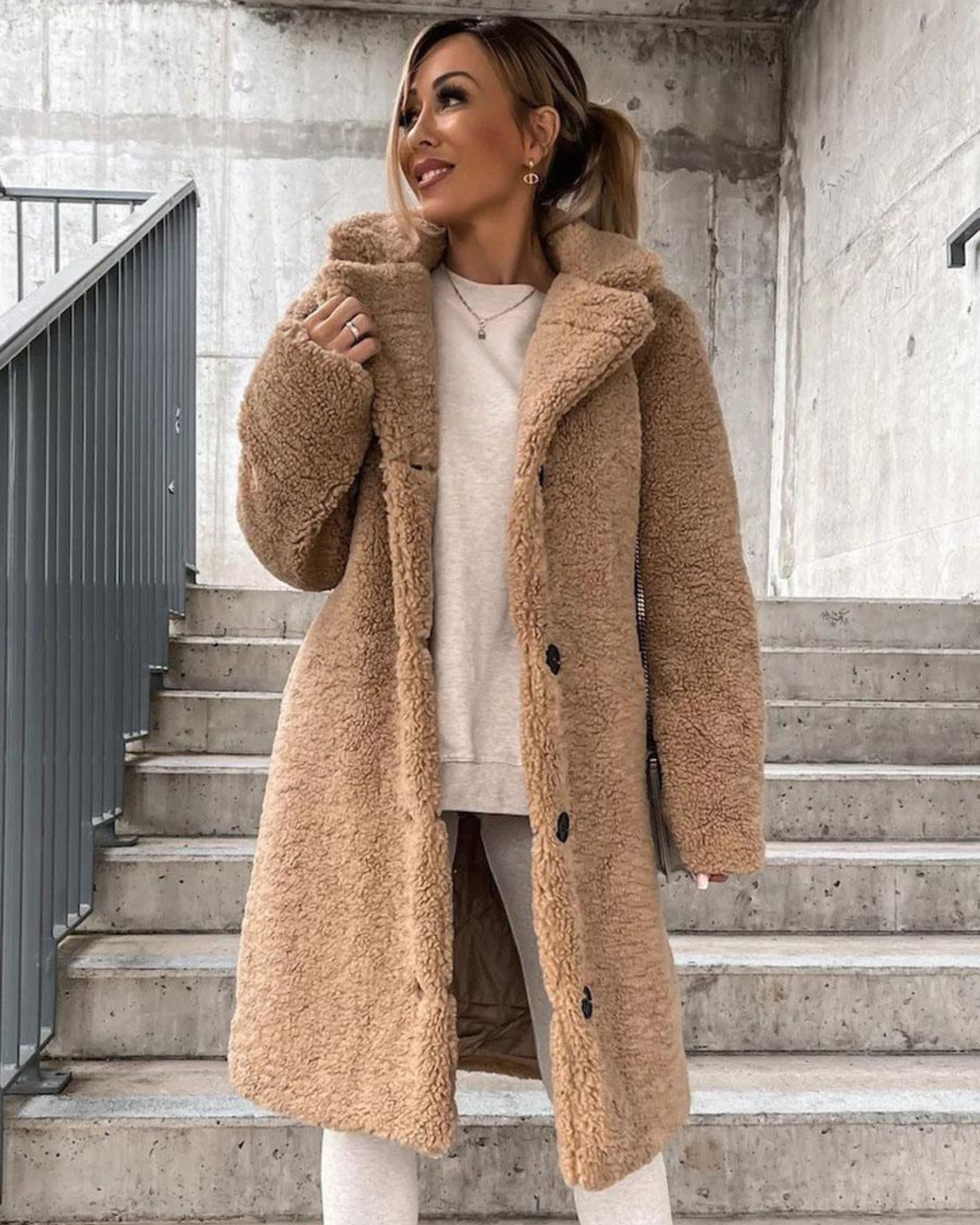 SUPREME SOFT TEDDY COAT
