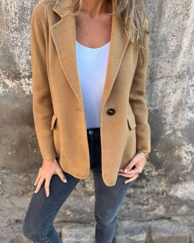 CLASSIC BLAZER