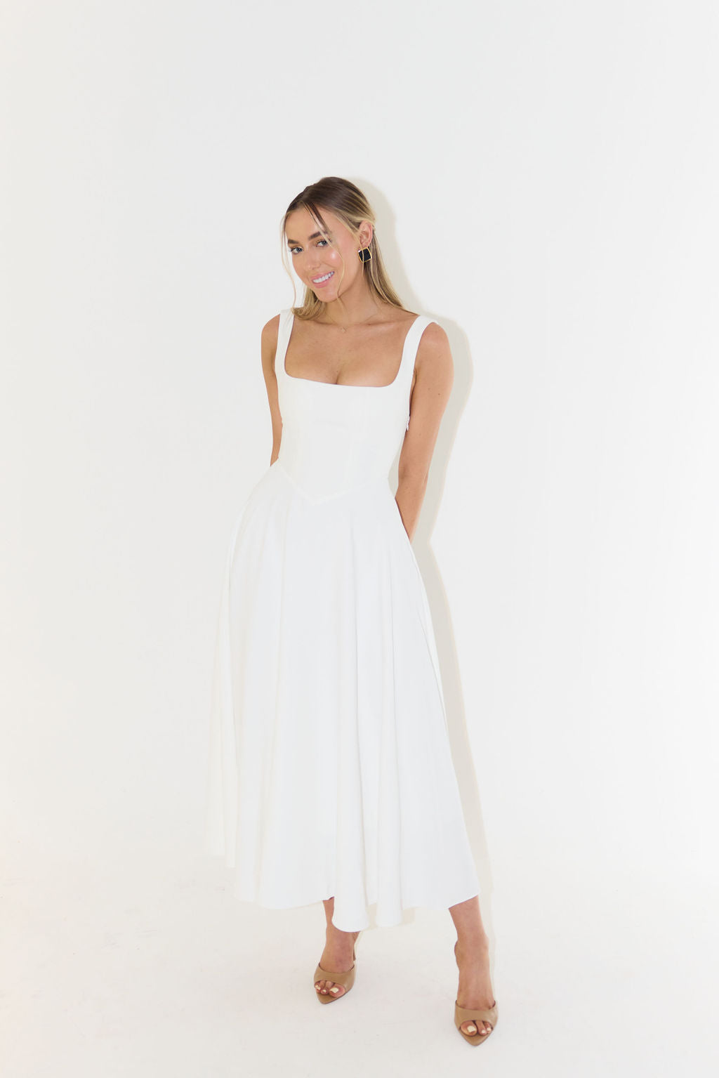 Sophia – Elegant Midi Dress