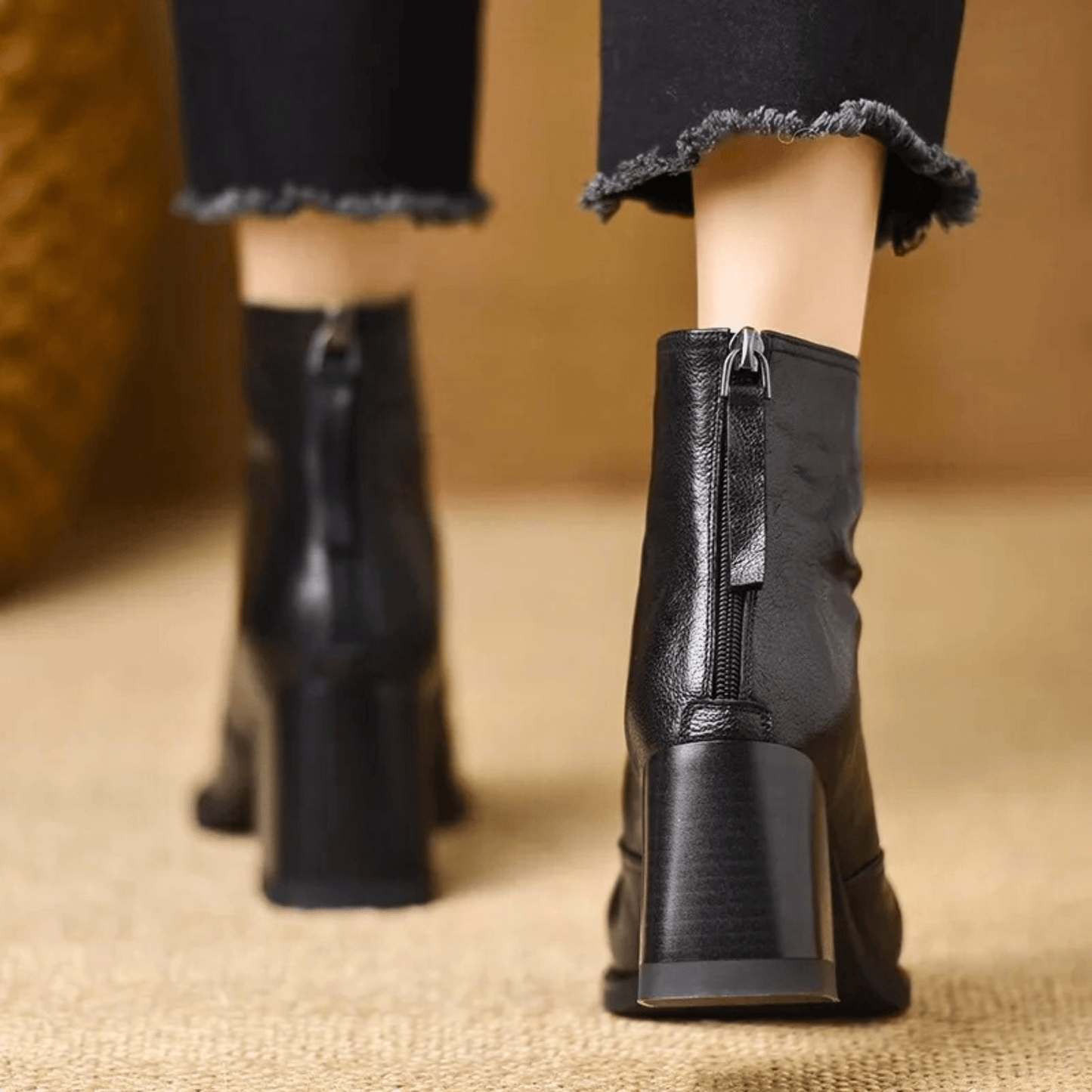 Ovelle – Elegant Ankle Boot
